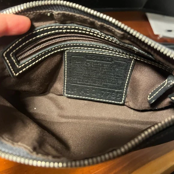 Vintage Coach Hampton Demi Baguette - Picture 3 of 3